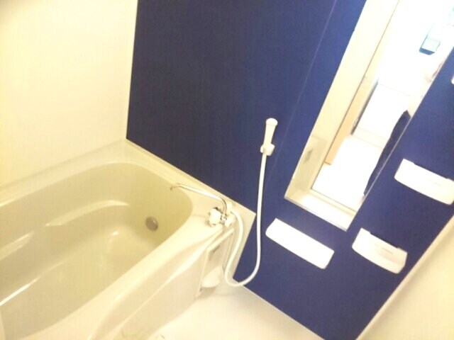 ランプロン　アヤ　Ⅰの物件内観写真