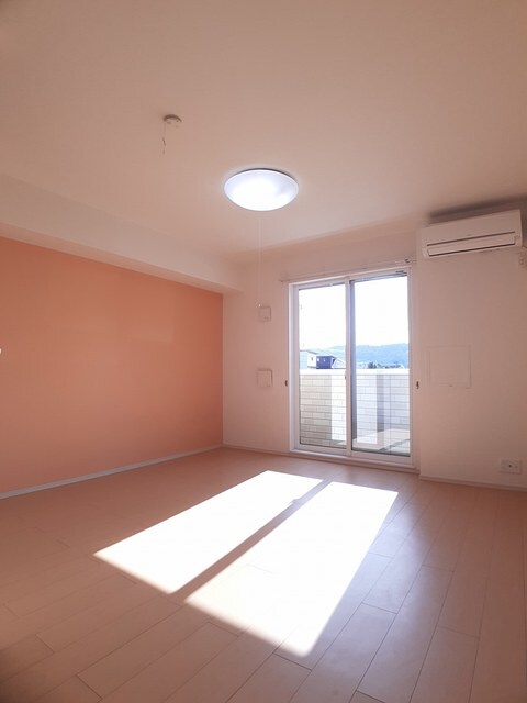 コートジュネスＢの物件内観写真