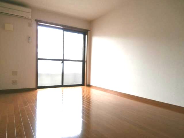 キーウィ荘の物件内観写真