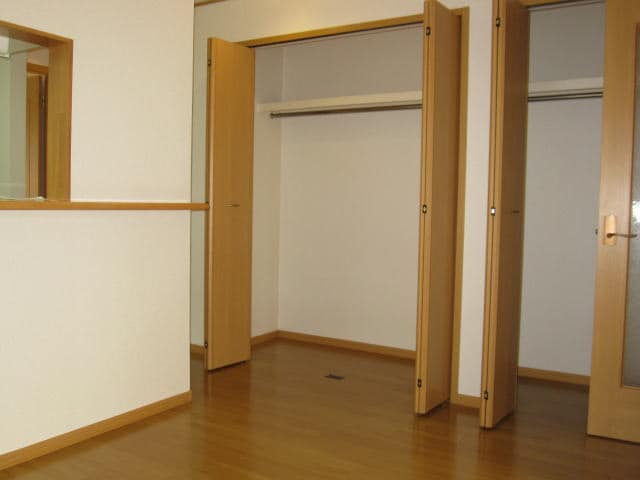 アスターラビスタⅢの物件内観写真