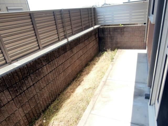 フローラル・アイの物件内観写真