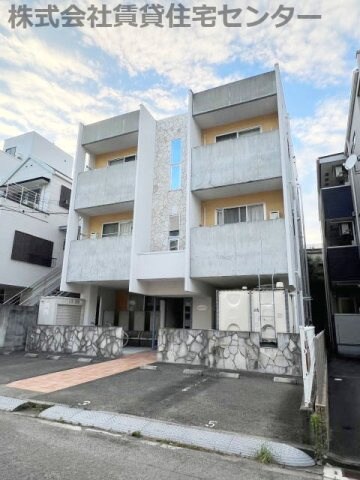 セゾン・ド・メールの物件外観写真