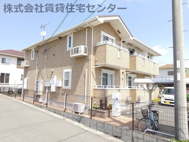 トゥーランドットの物件外観写真