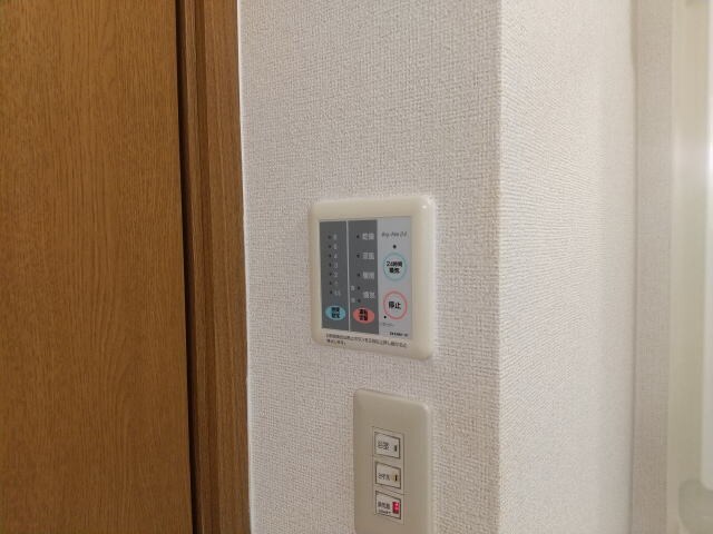 メゾンコニファーⅡの物件内観写真