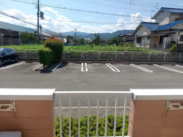 メゾンコニファーⅡの物件内観写真