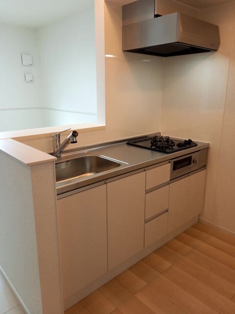 ヒカルサ和歌山本町の物件内観写真