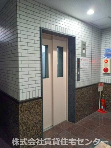 Ｒiｔｚ　Ｃaｒｌｔｏｎの物件外観写真