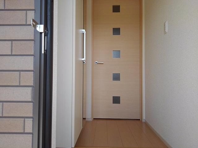 シャン・ノールⅦの物件内観写真