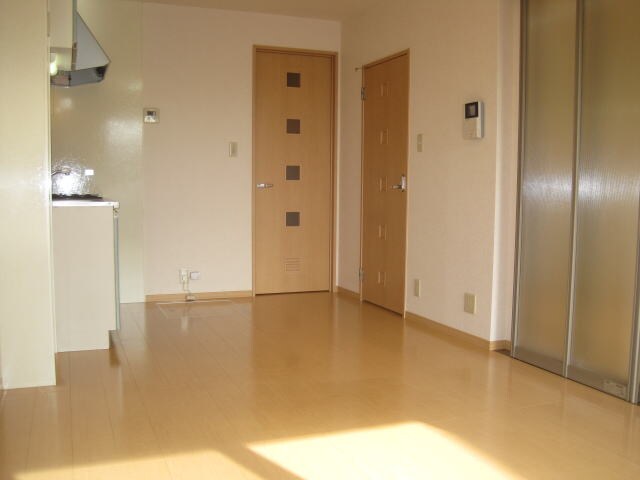 メゾンドゥソレイユの物件内観写真