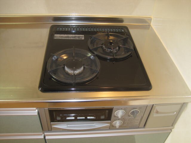 メゾンドゥソレイユの物件内観写真