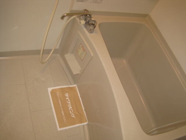 メゾンドゥソレイユの物件内観写真