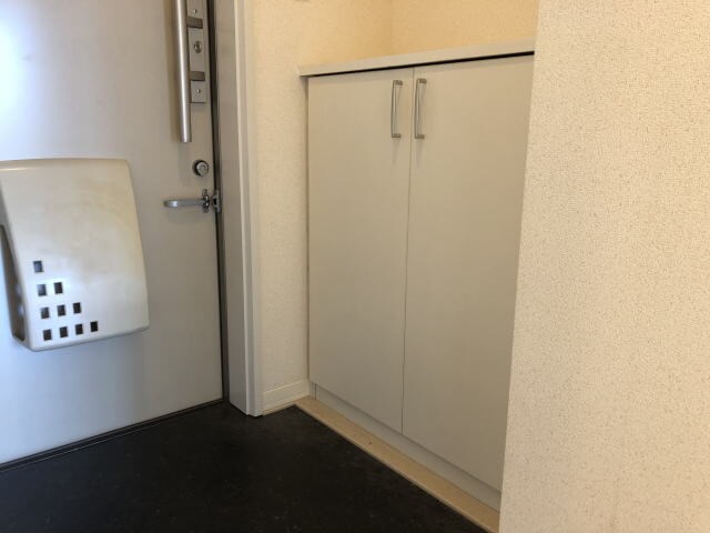 テラス新中通の物件内観写真