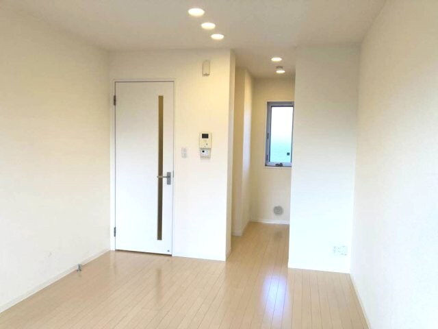 テラス新中通の物件内観写真