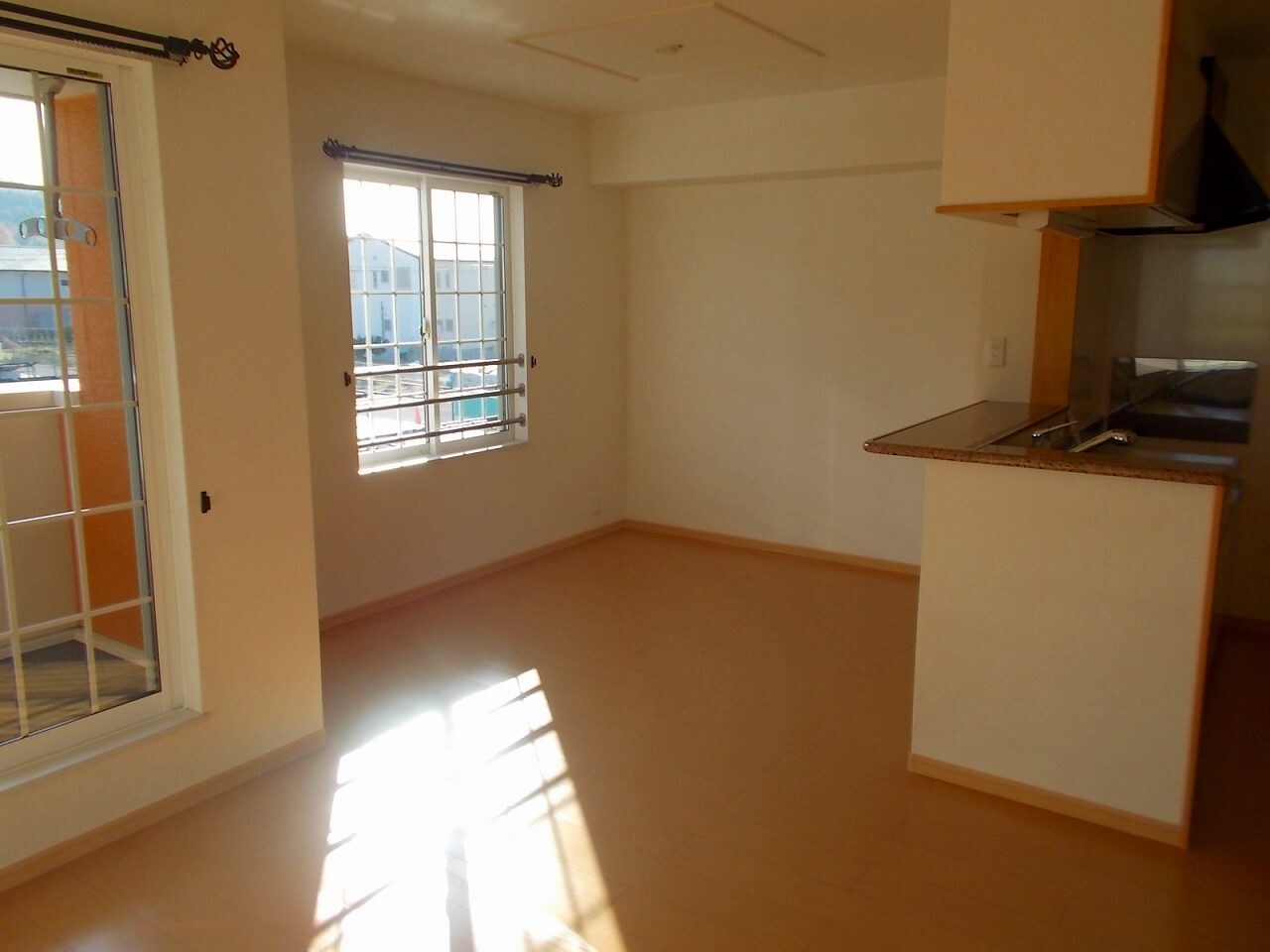 サンレミ・ブーケ・アイの物件内観写真