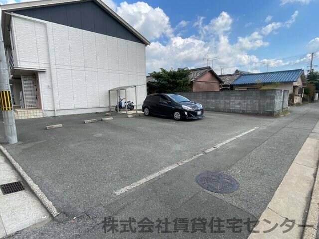 パルテール小雑賀の物件外観写真