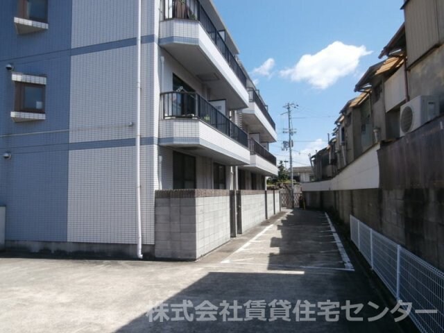 シャンティイ中ノ島の物件外観写真