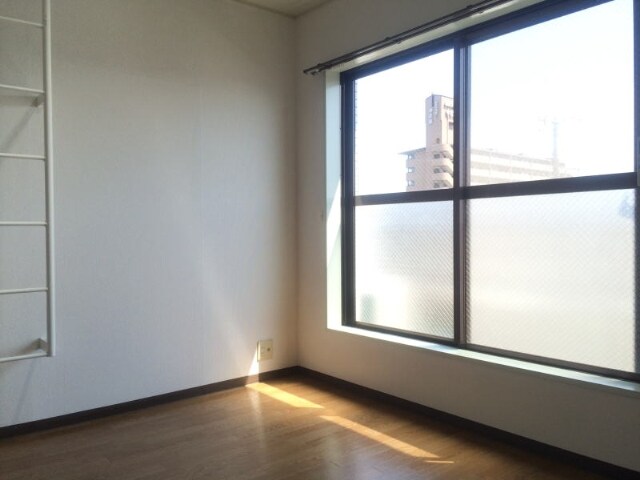 シャンティイ中ノ島の物件内観写真