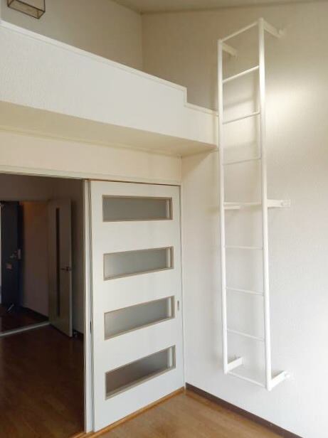 シャンティイ中ノ島の物件内観写真