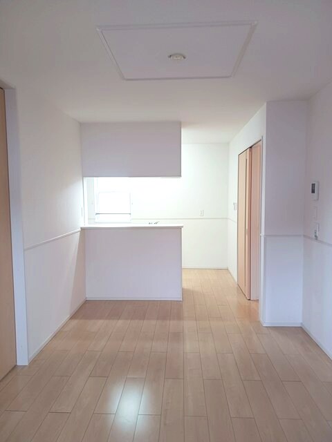 リバー・フォールドの物件内観写真