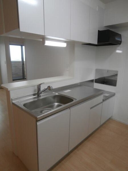 リバー・フォールドの物件内観写真