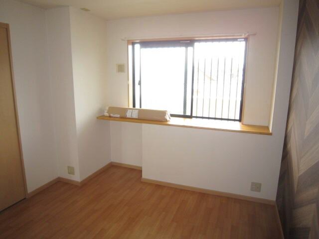 モア・フレーブの物件内観写真