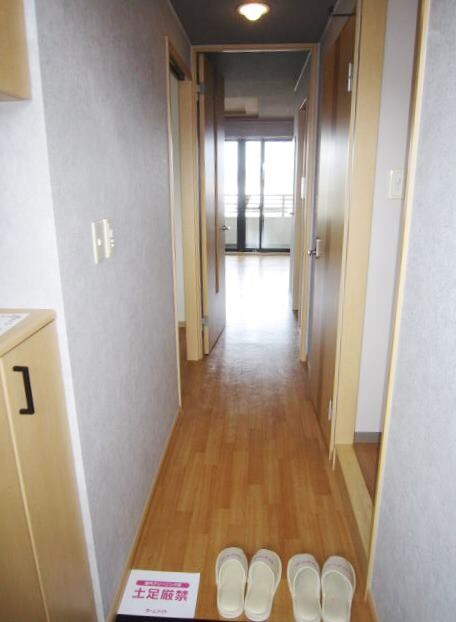 モア・フレーブの物件内観写真