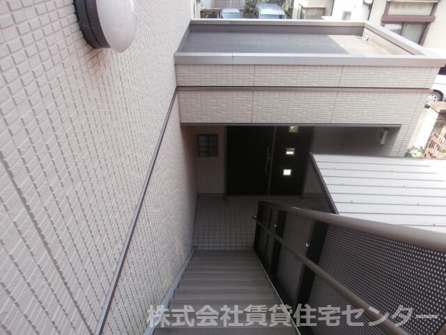 和歌山駅 徒歩3分 2階の物件外観写真