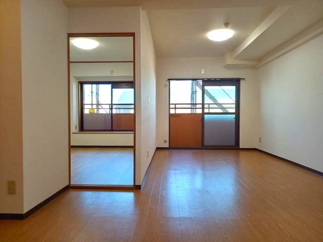 グランメール美園の物件内観写真