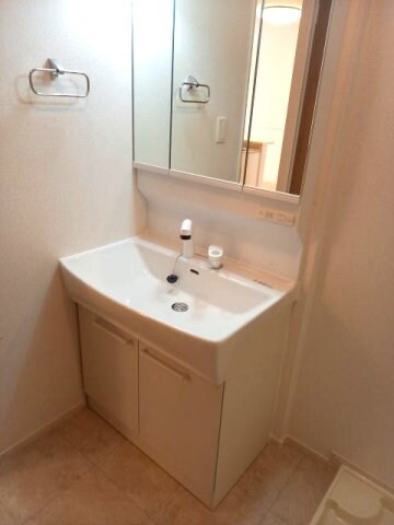 シャングリラⅠの物件内観写真