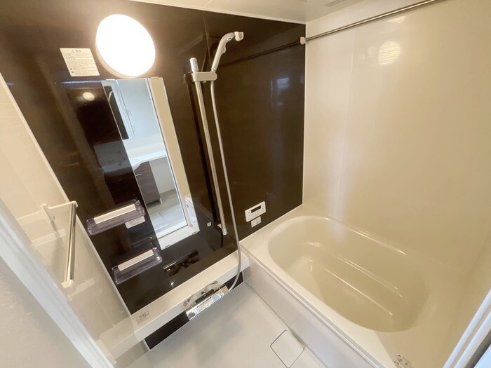 トリシアシャトーの物件内観写真