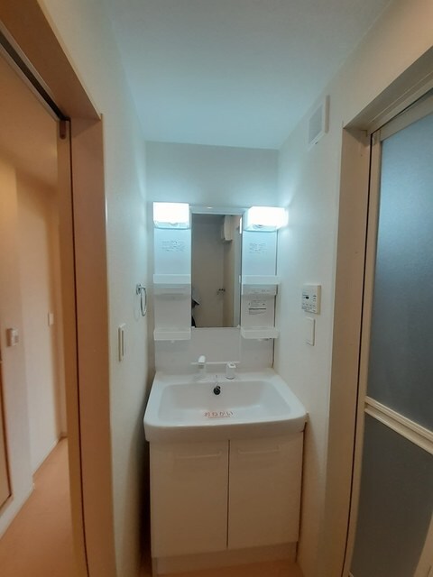 コルテーゼⅡの物件内観写真