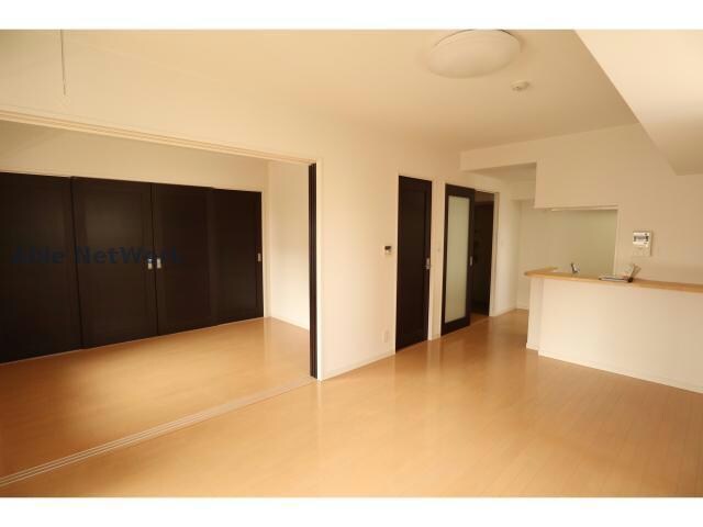 スカイタワー勝山の物件内観写真