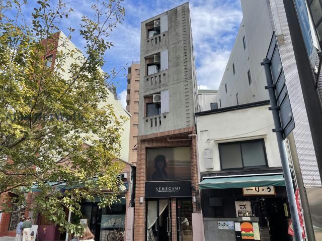 アットファミリアの物件外観写真