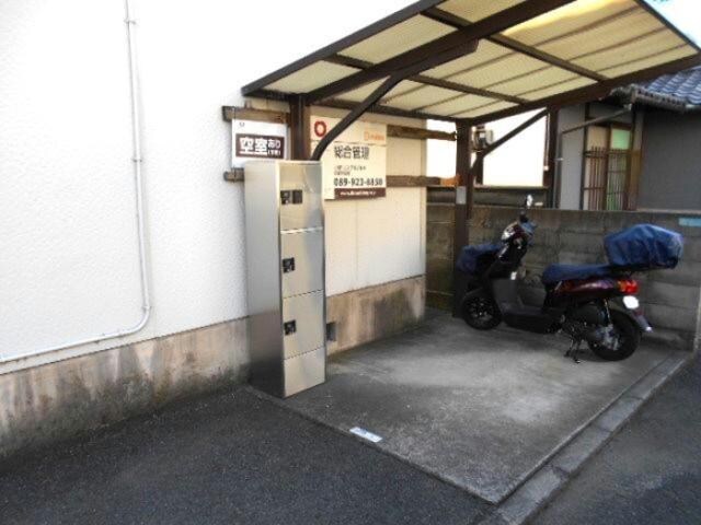 コーポ岩崎の物件外観写真