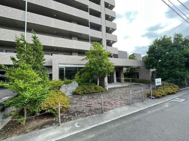 スカール道後の物件外観写真