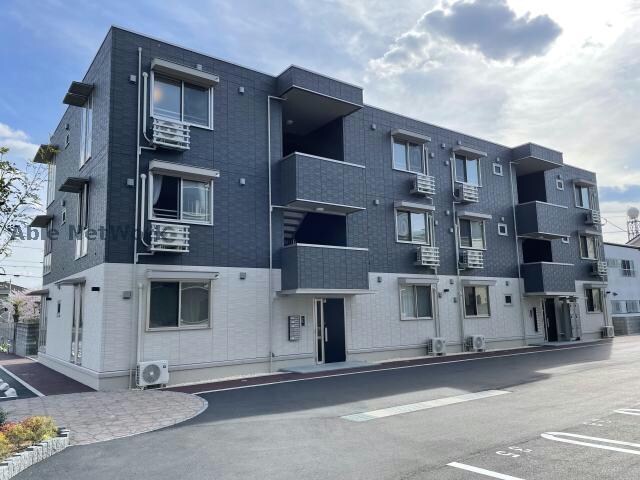 プレジデント持田　B棟の物件外観写真