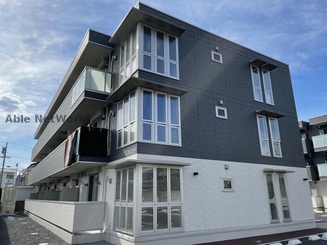 プレジデント持田　B棟の物件外観写真