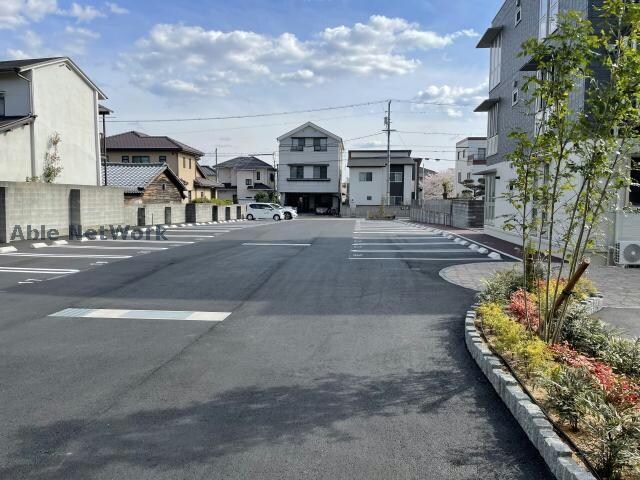 プレジデント持田　B棟の物件外観写真