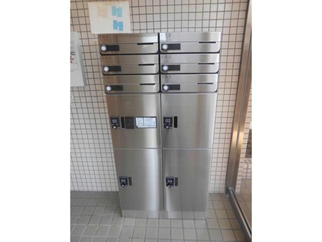 翆松ハイツの物件外観写真