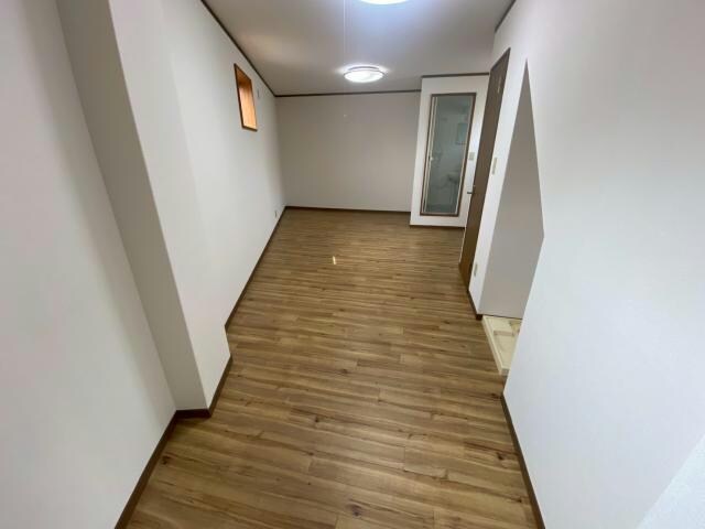 シャンローズ東香里2の物件内観写真