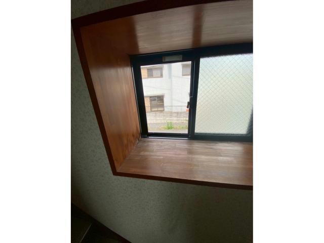 シャンローズ東香里2の物件内観写真