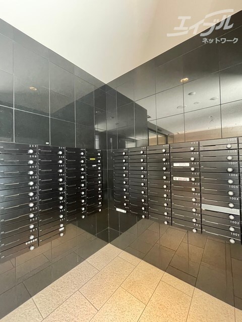 オーキッドレジデンス新大阪の物件外観写真