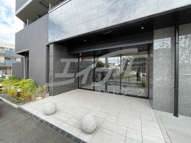 プレサンスブルーム東三国の物件外観写真