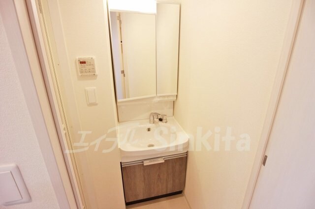 プレサンスブルーム東三国の物件内観写真