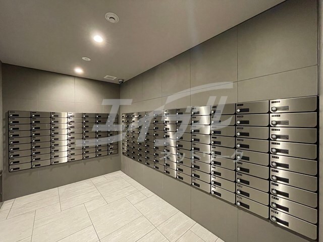 プレサンスブルーム東三国の物件外観写真