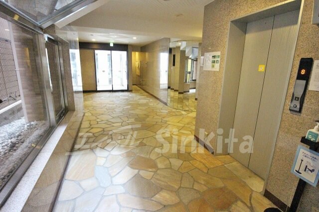 プレサンス新大阪の物件外観写真