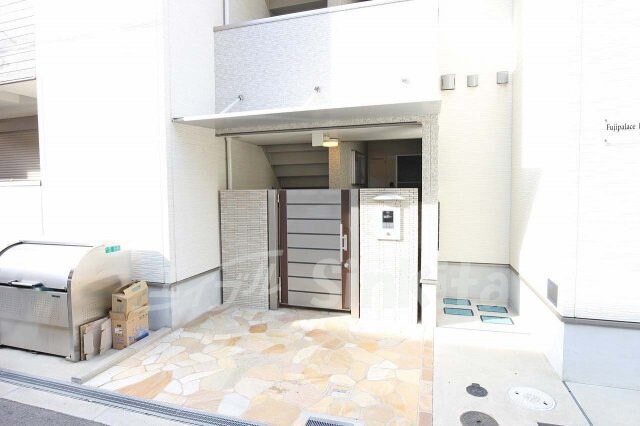 フジパレス東三国Ⅲ番館の物件外観写真