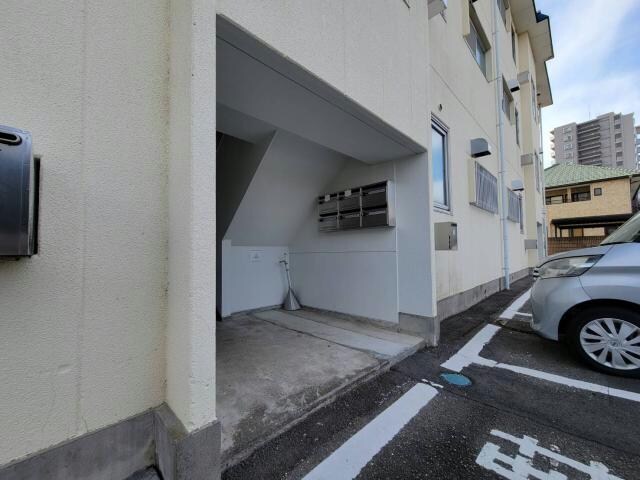 第一ヤジママンションの物件外観写真