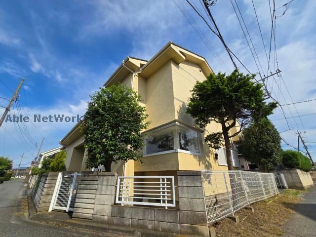 下栗須貸戸建の物件外観写真