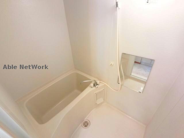 リビングタウン上並榎A・Bの物件内観写真